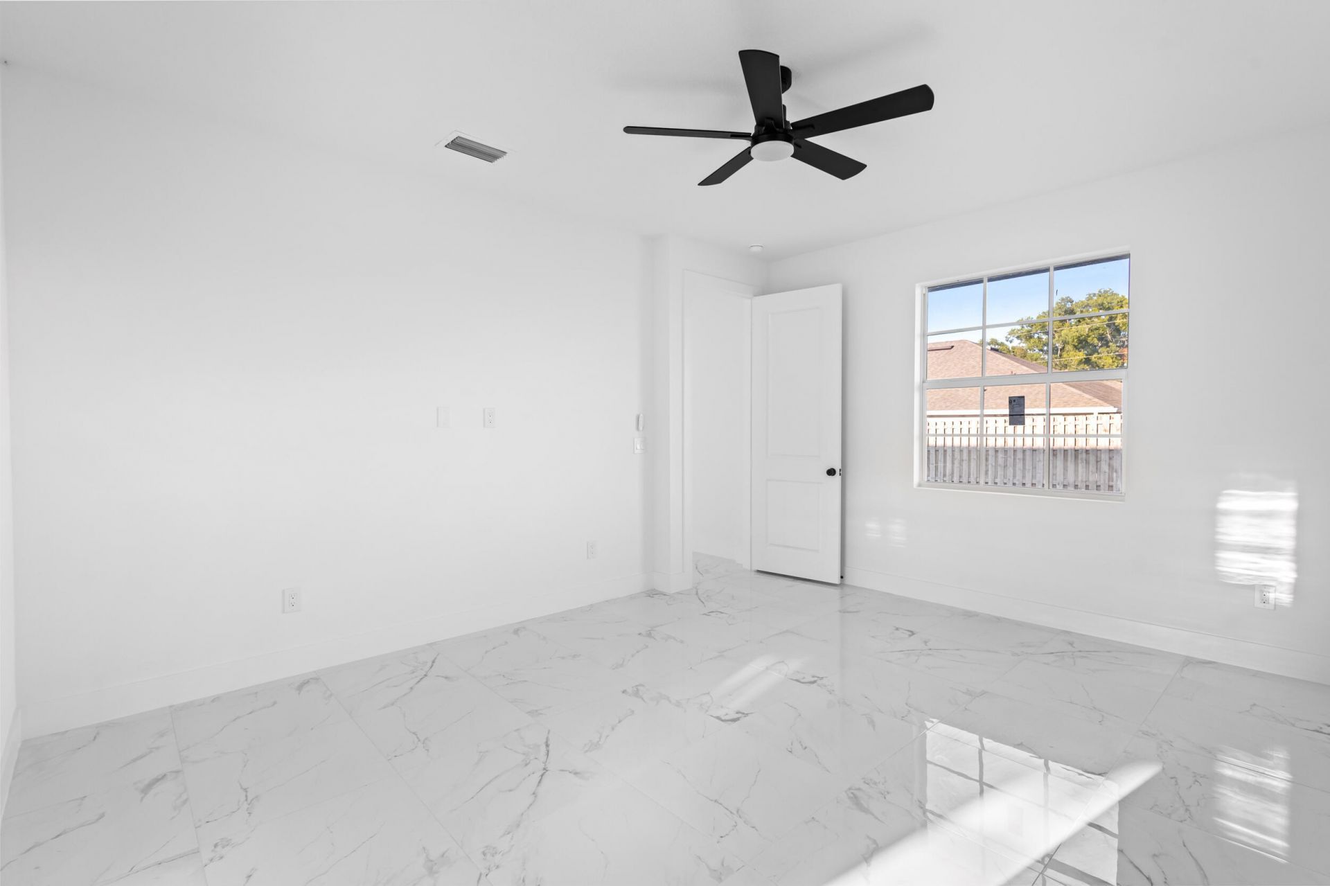 5271 NW Mayfield Lane, Port Saint Lucie, FL 34983 Photo