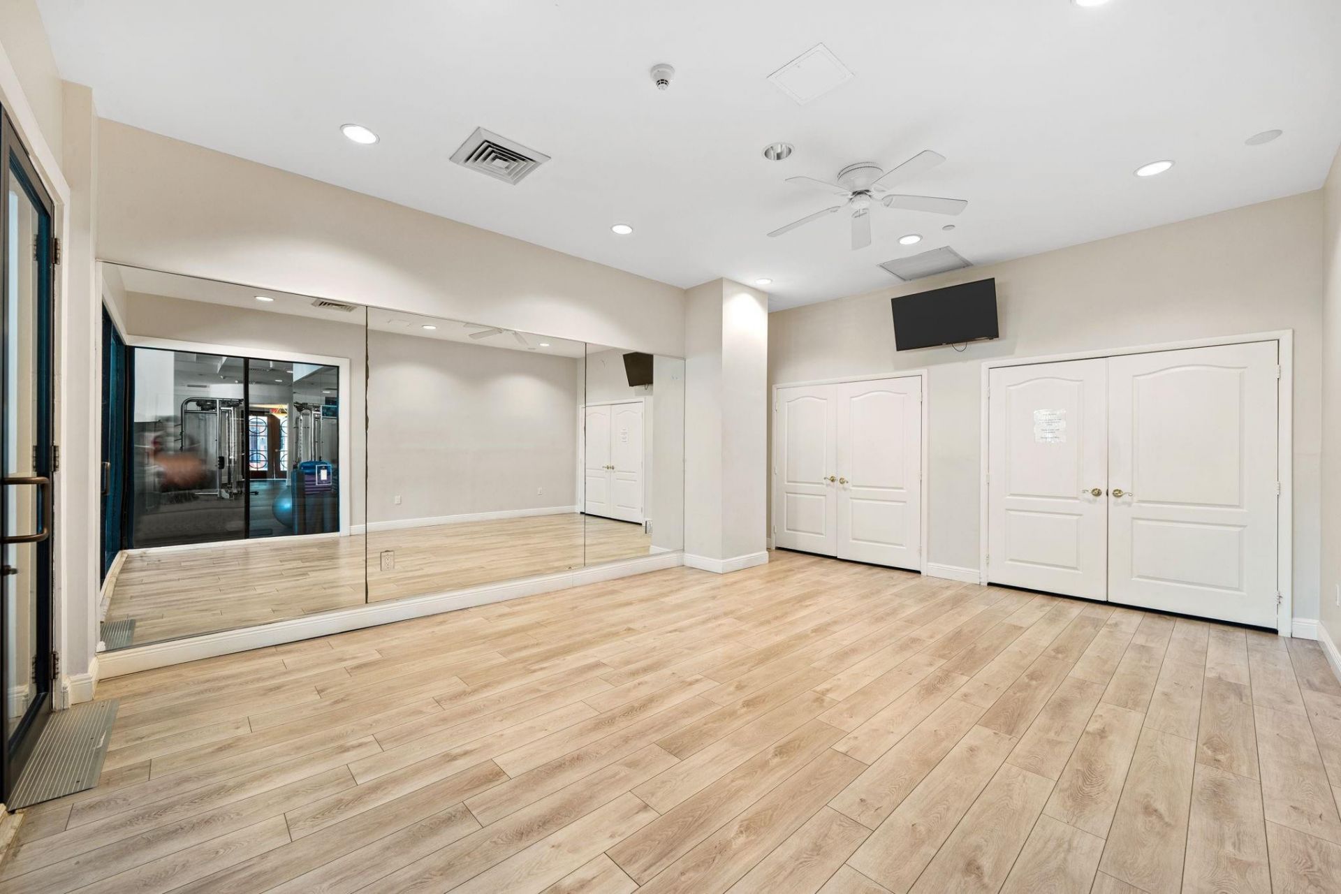 610 W Las Olas Boulevard, Unit 1016N, Fort Lauderdale, FL 33312 Photo