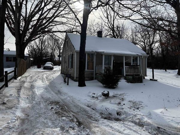 20 SHADOW LN, STUARTS DRAFT, VA 24477