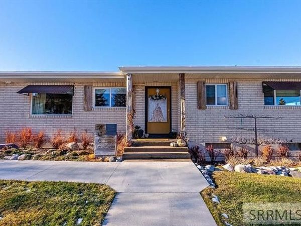 606 Calder Avenue, AMERICAN FALLS, ID 83211
