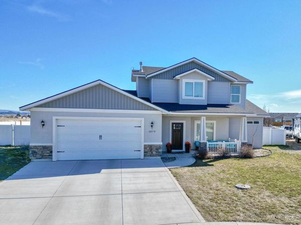 1079 Maplewood St, Burley, ID 83318