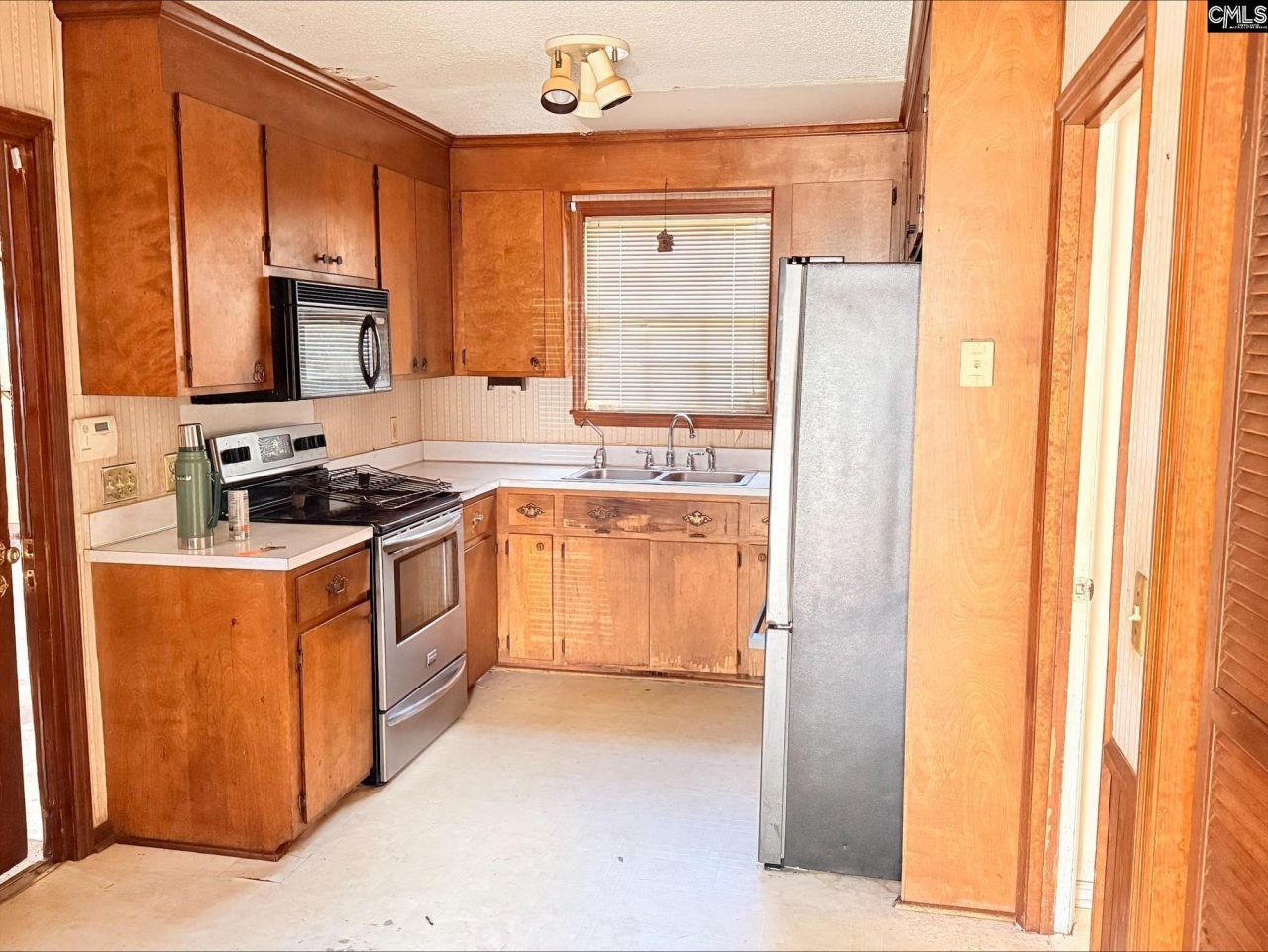 7901 Tradd Street Photo 24