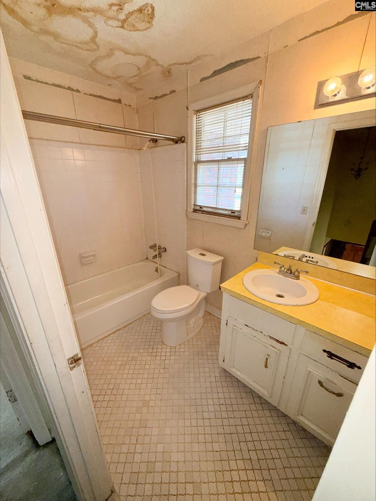 7901 Tradd Street Photo 27