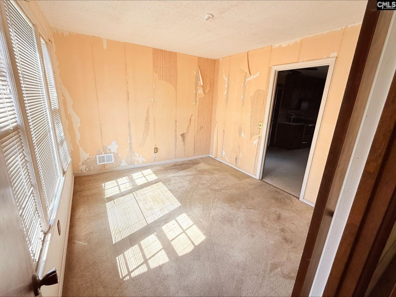 7901 Tradd Street Photo 28