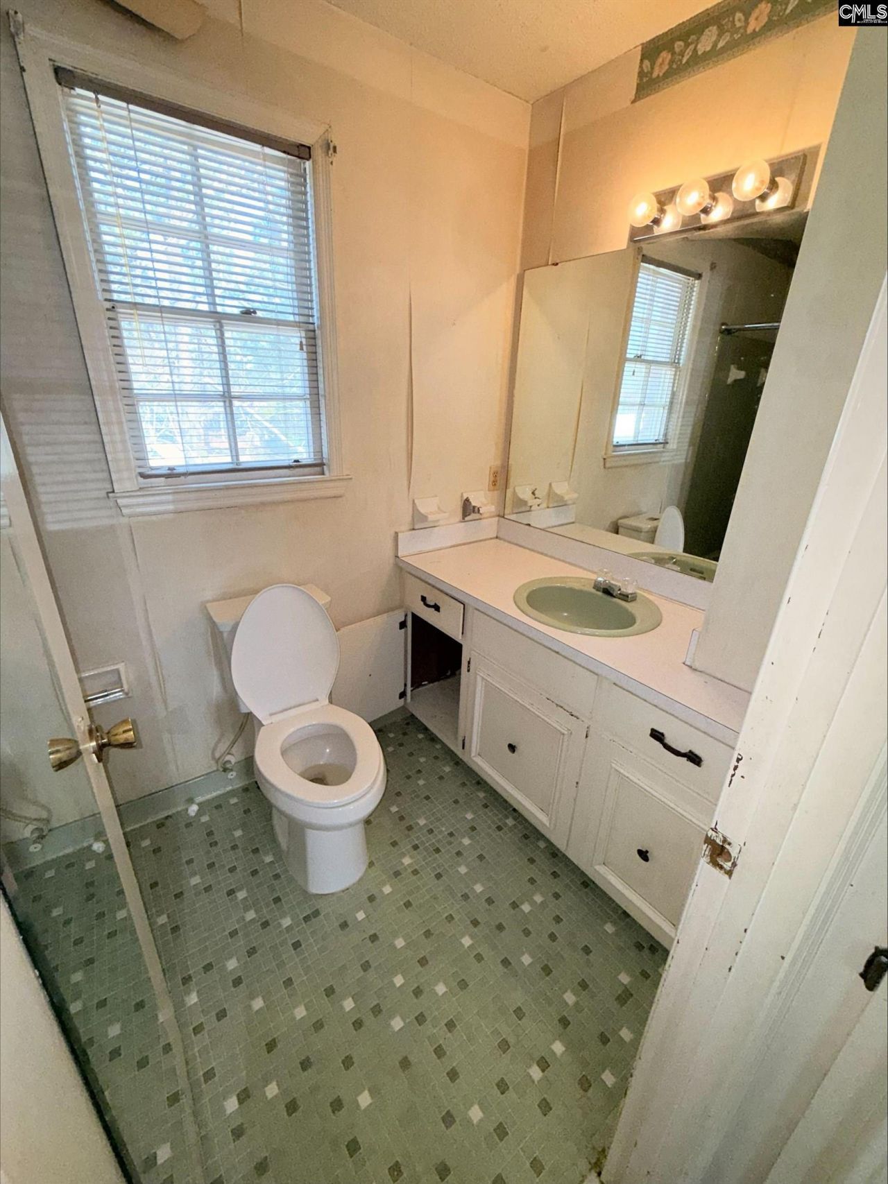 7901 Tradd Street Photo 30