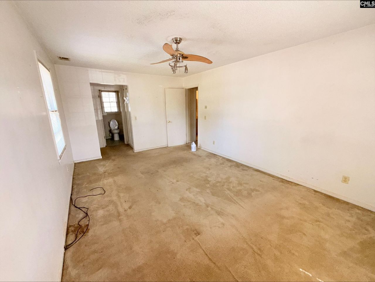 7901 Tradd Street Photo 32