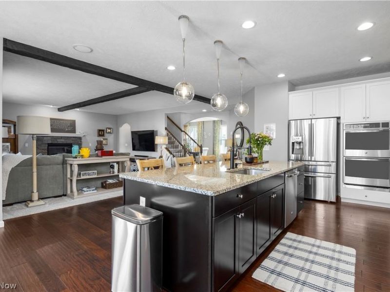 2430 Woodhawk Lane , Avon, OH 44011 Photo 15