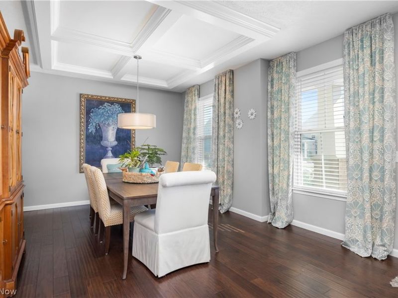 2430 Woodhawk Lane , Avon, OH 44011 Photo 4