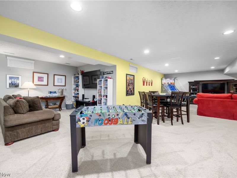 2430 Woodhawk Lane , Avon, OH 44011 Photo 40