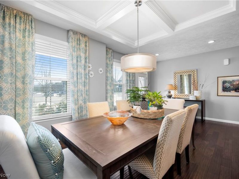 2430 Woodhawk Lane , Avon, OH 44011 Photo 5