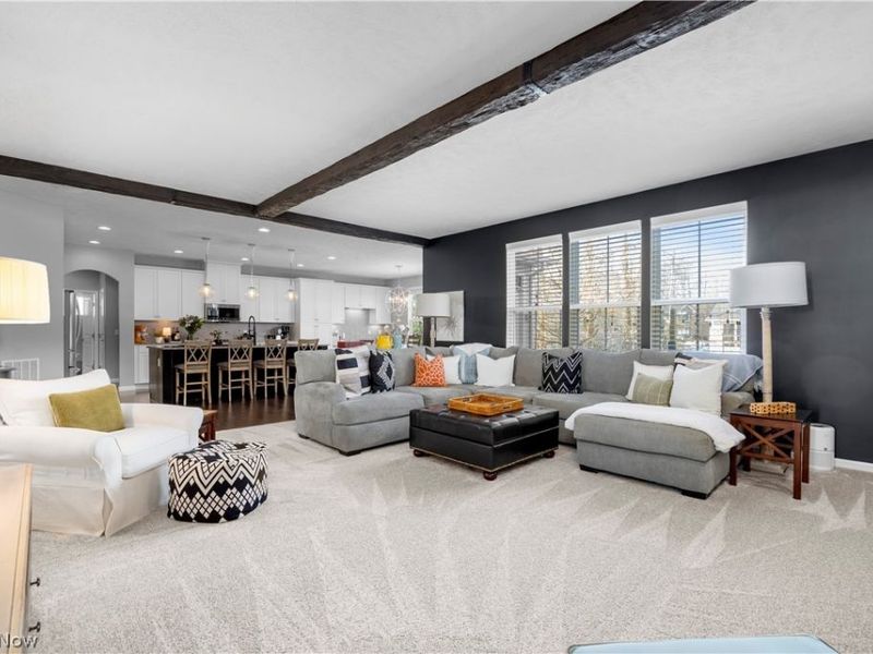 2430 Woodhawk Lane , Avon, OH 44011 Photo 7