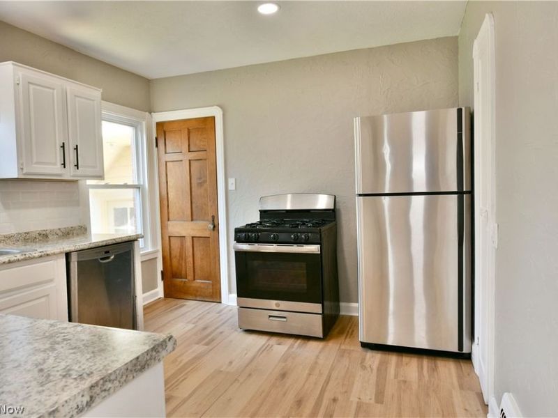 4206 Rush Boulevard , Youngstown, OH 44512 Photo 24