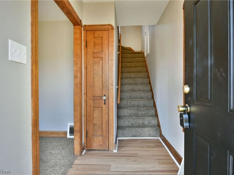 4206 Rush Boulevard , Youngstown, OH 44512 Photo 8