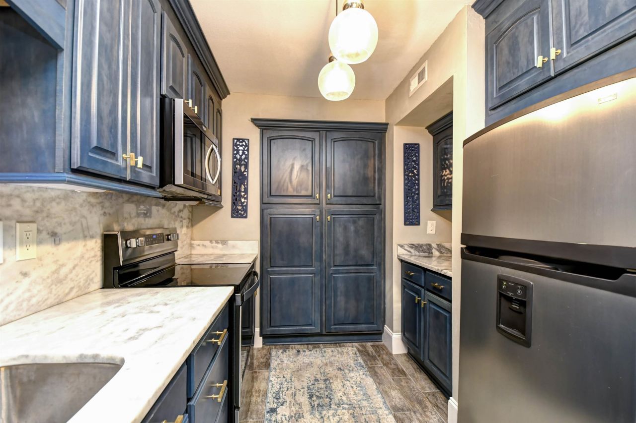 6813 Porcher Dr.  Photo 13