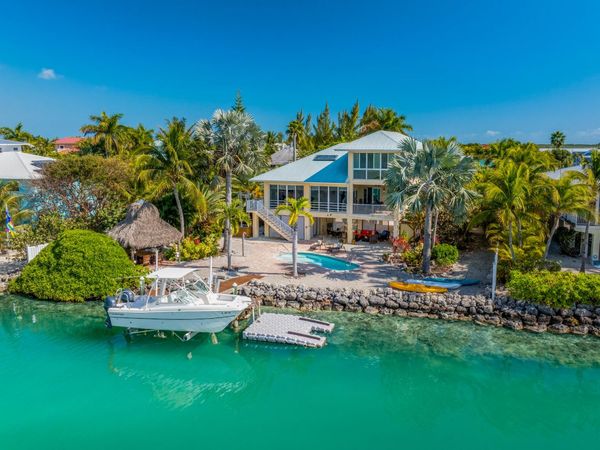 17041 Marlin Drive, Sugarloaf, FL 33042