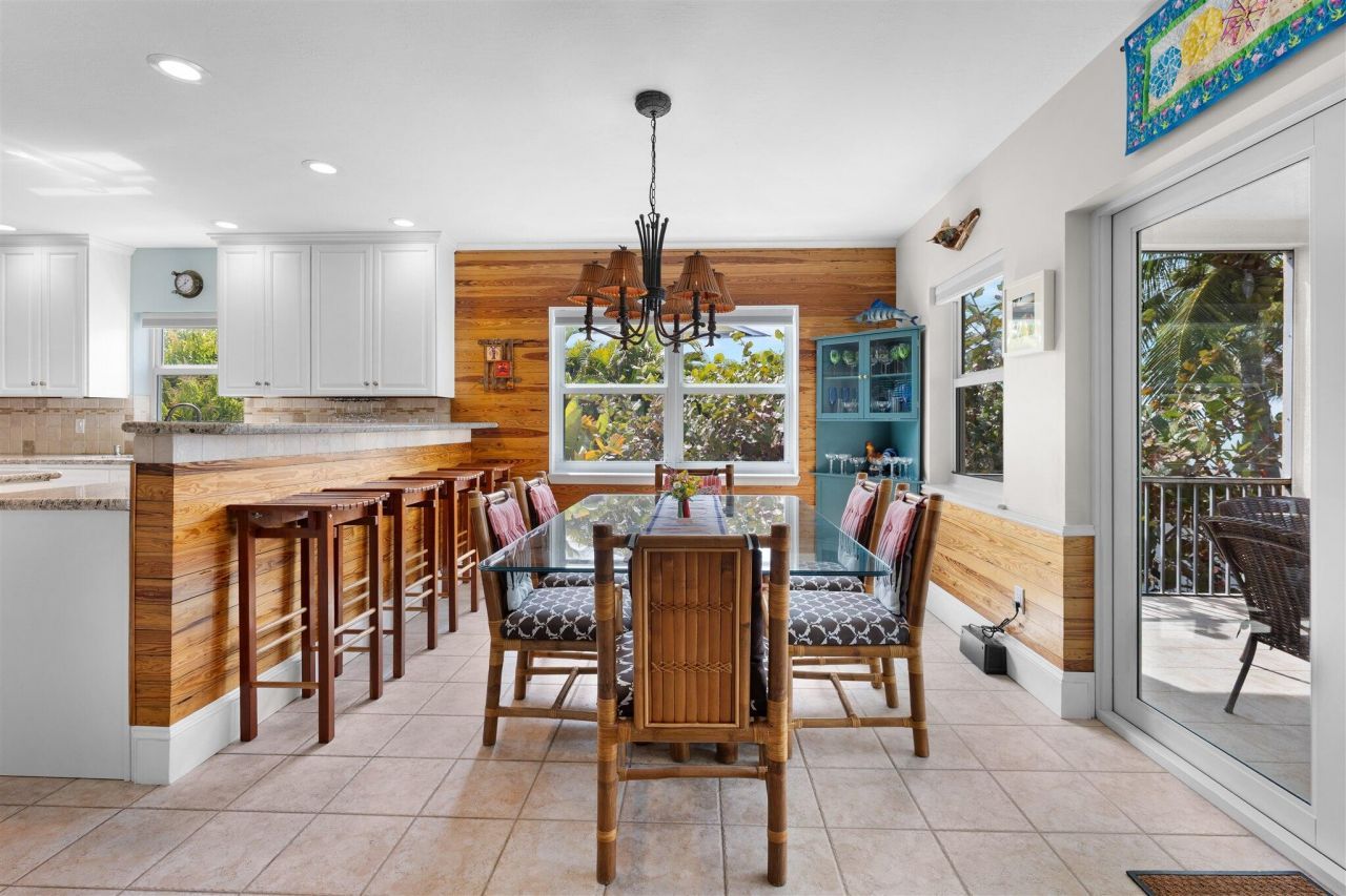 17041 Marlin Drive, Sugarloaf, FL 33042 Photo