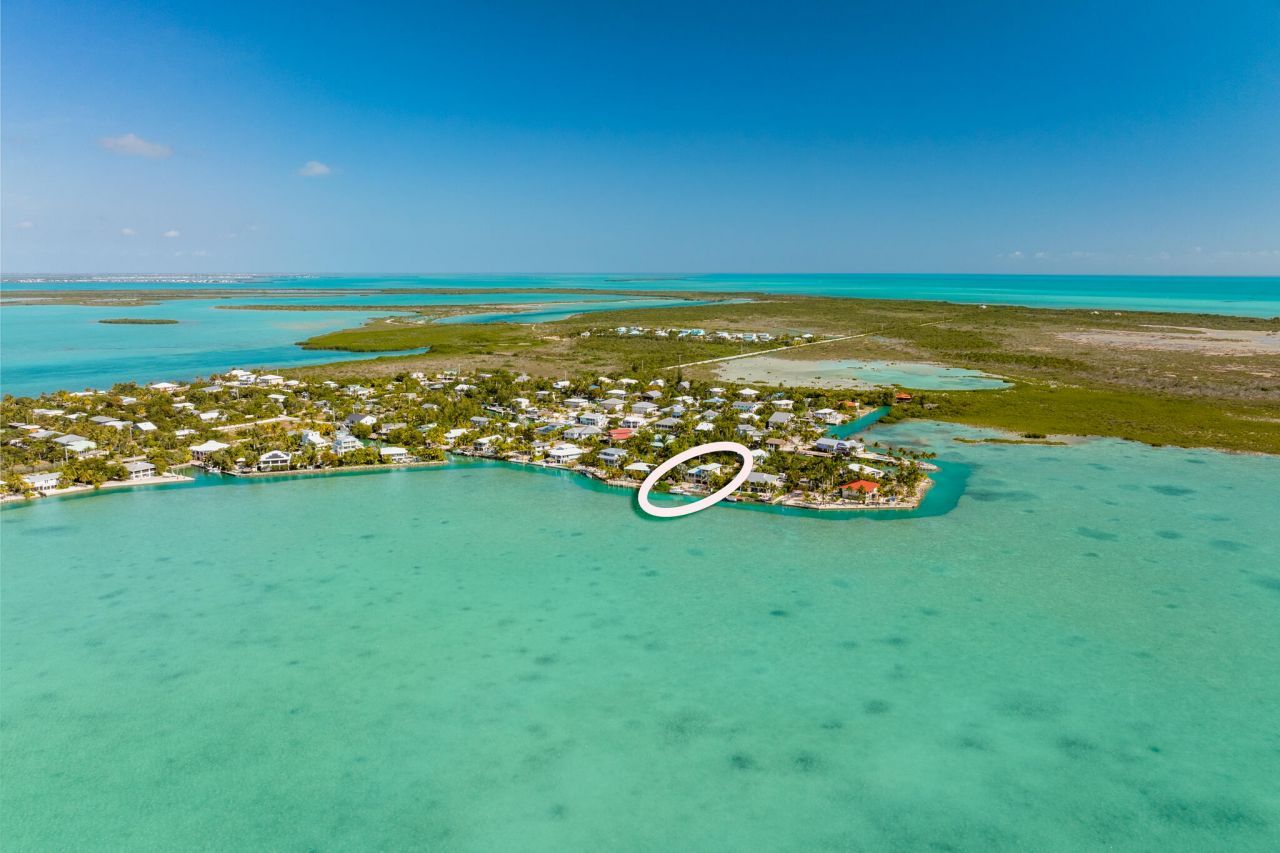 17041 Marlin Drive, Sugarloaf, FL 33042 Photo