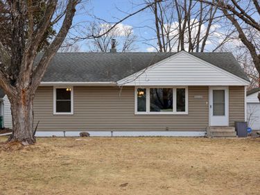 11349 Quinn Street NW, Coon Rapids, MN 55433