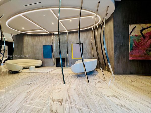 1000 Brickell Plaza, Unit 1903, Miami, FL 33131