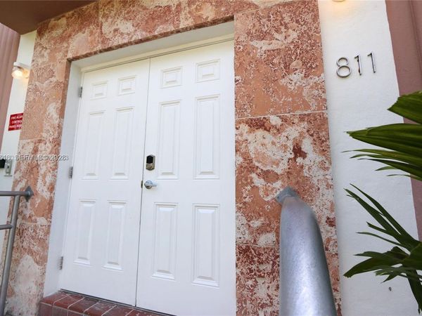 811 Jefferson Ave , Unit 104, Miami Beach, FL 33139