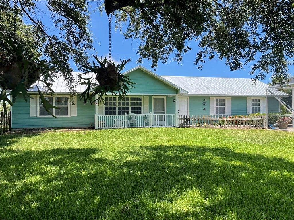 717 W Fischer Circle, Sebastian, FL 32958 Photo