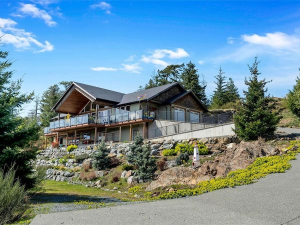 4101 Ridgeline Dr, Shawnigan Lake, BC V8H 2J1