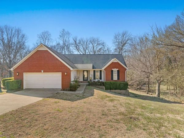 1008 Brookhill Dr, Killen, AL