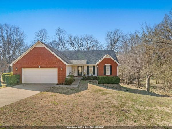 1008 Brookhill Dr, Killen, AL 35645