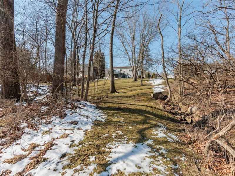 599 Berkshire Drive , Medina, OH 44256 Photo 6