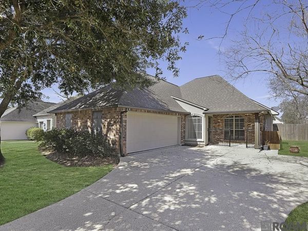 17715 Doc Bar Ave, Baton Rouge, LA 70817