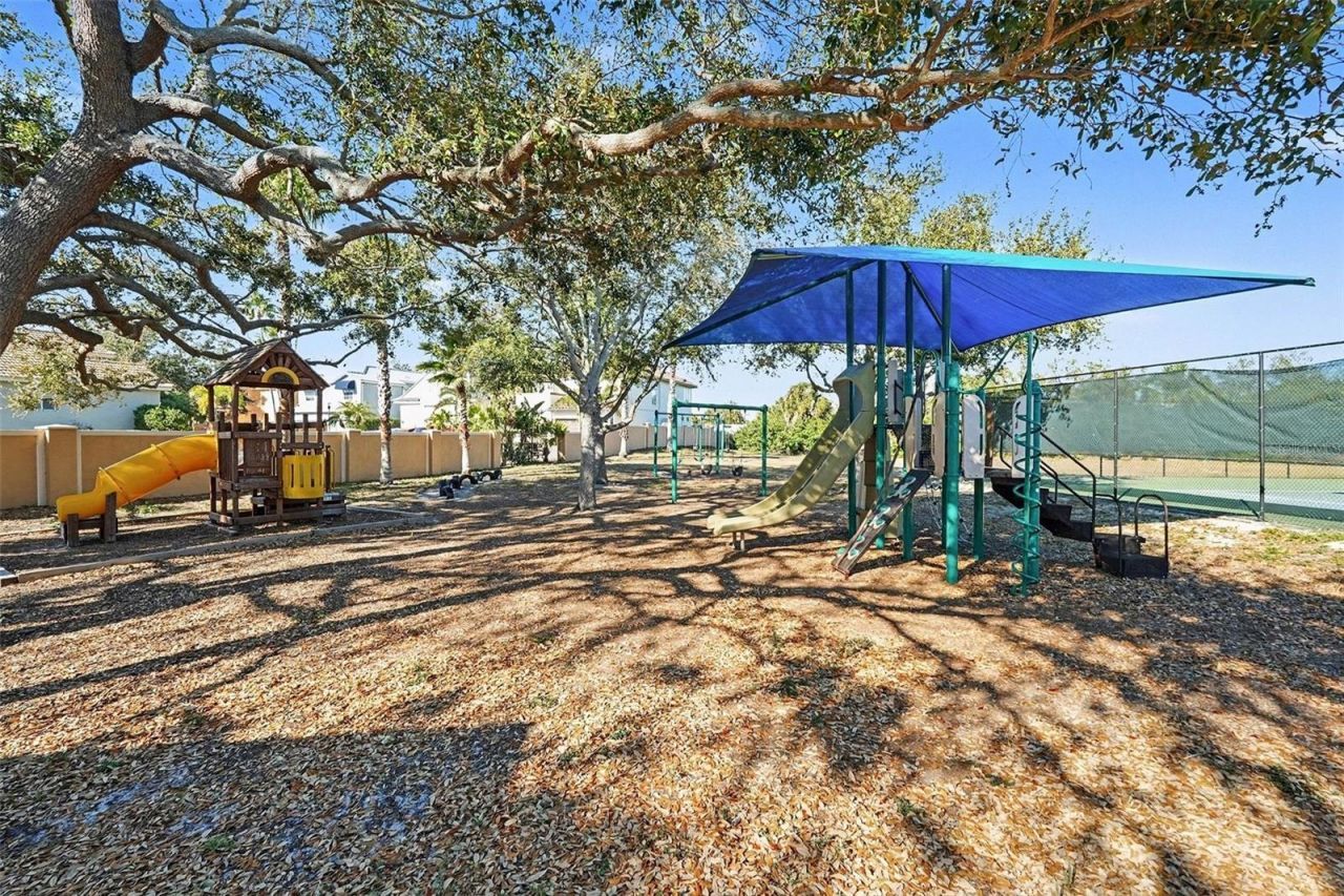 10618 Hatteras Drive , Tampa, FL 33615 Photo