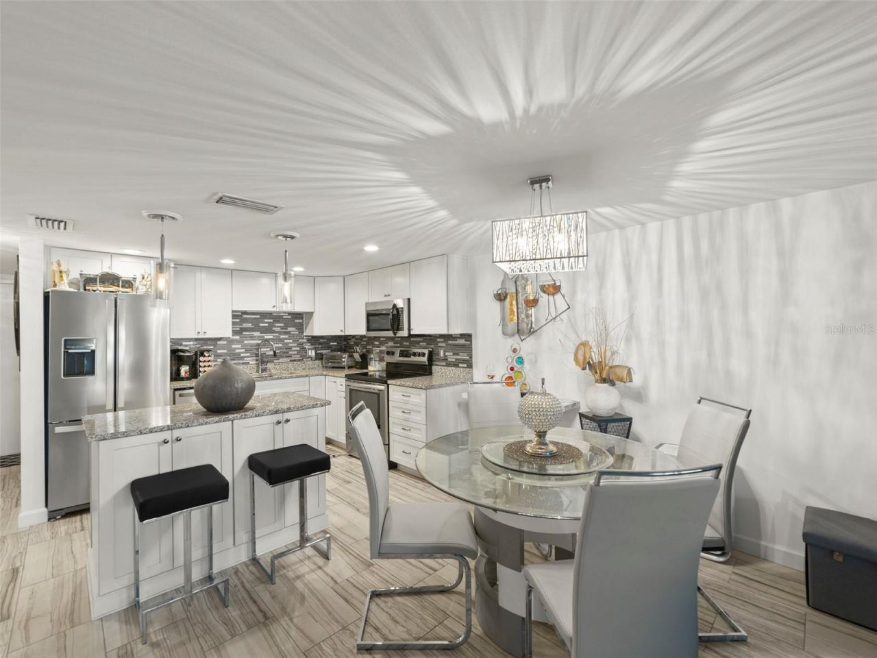 7600 Sun Island Drive S, Unit 107, South Pasadena, FL 33707 Photo