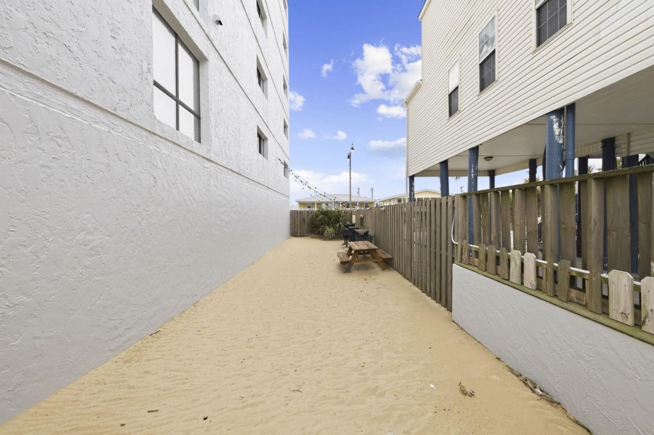 4619 S Ocean Blvd.  Photo 39