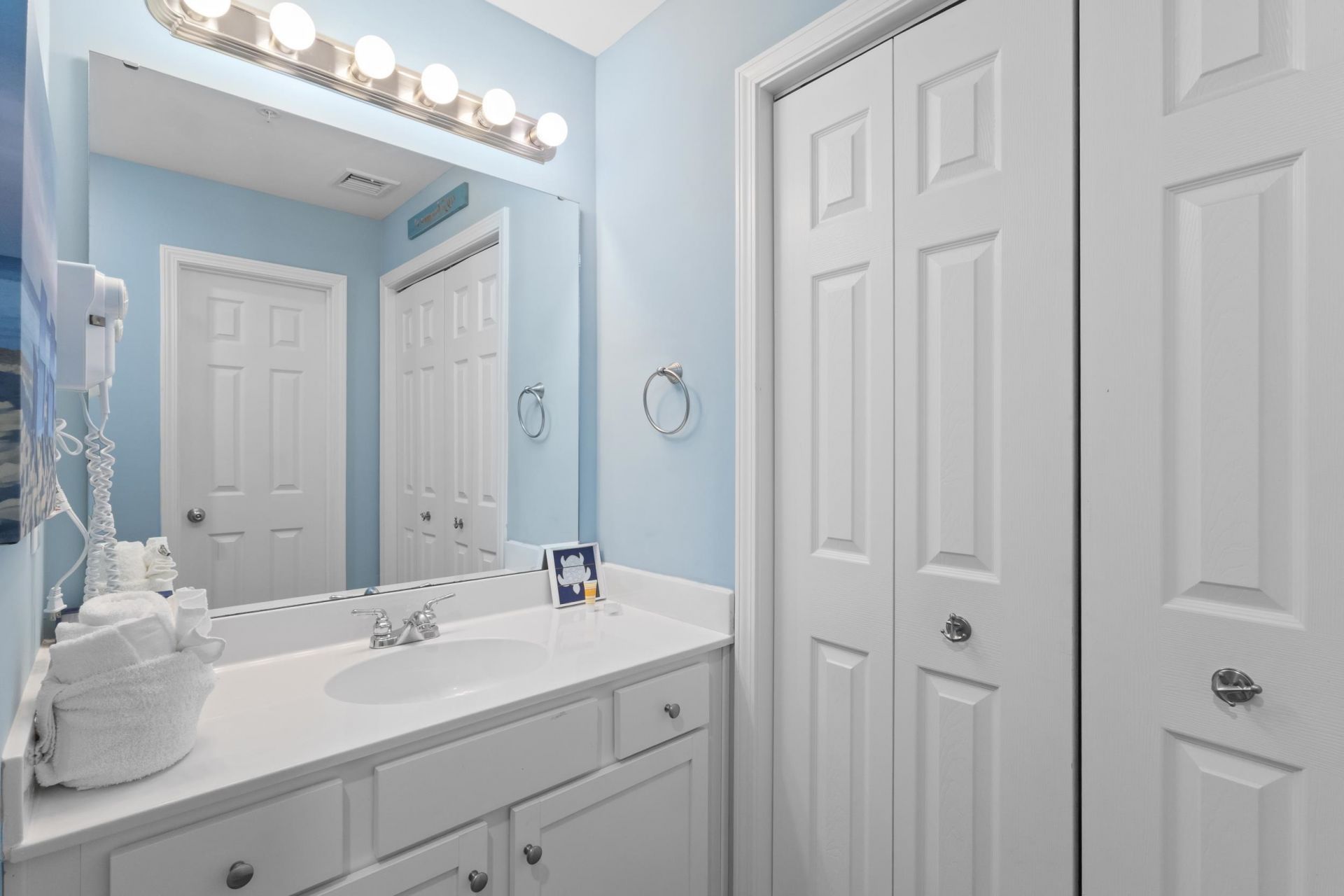 415 Ocean Creek Dr. Photo 20