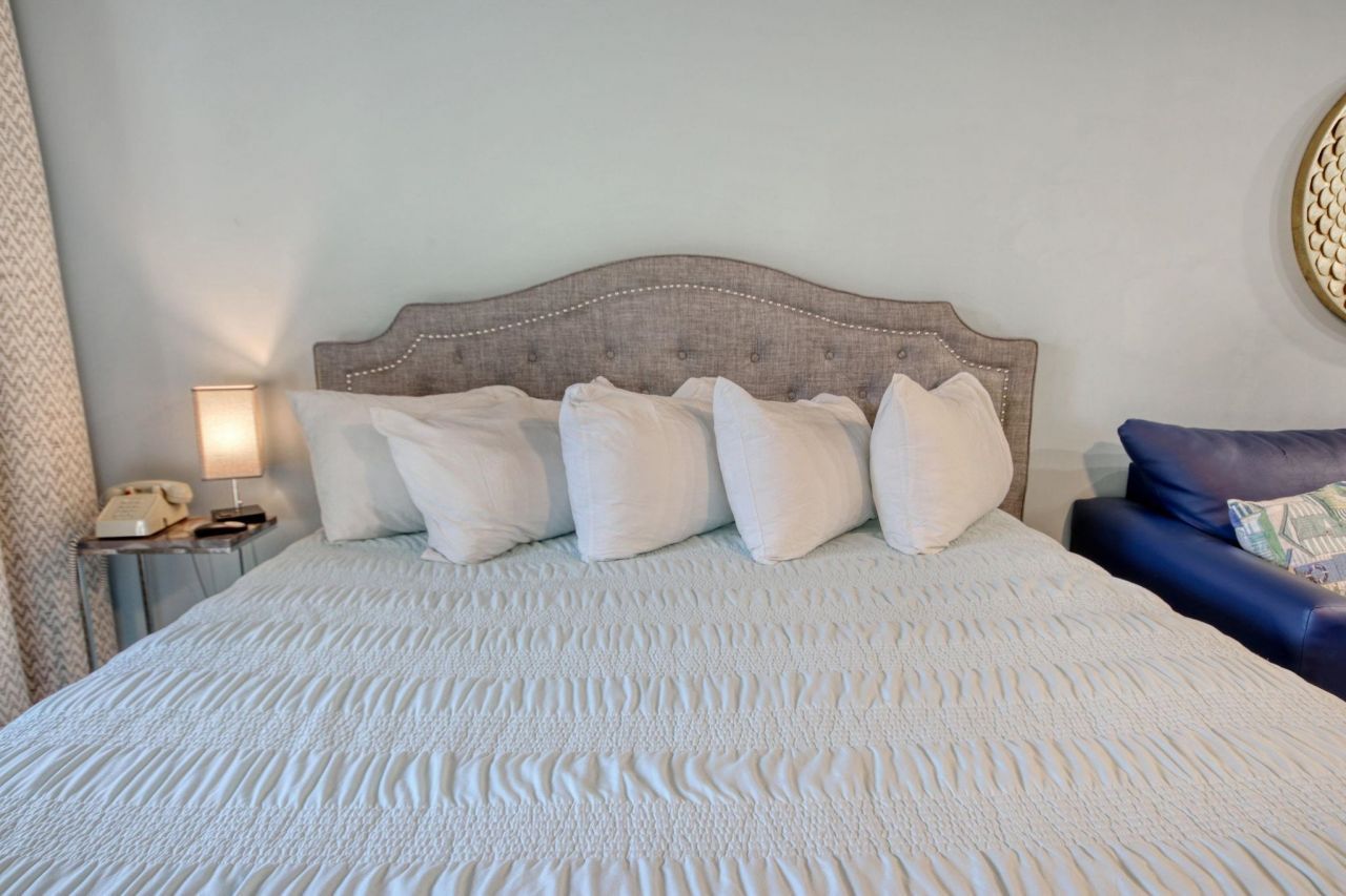 415 Ocean Creek Dr. Photo 4