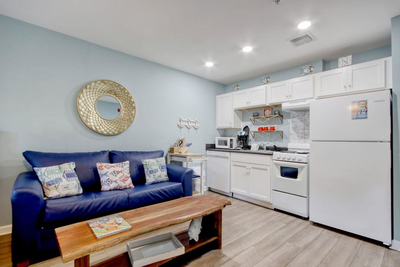 415 Ocean Creek Dr. Photo 6