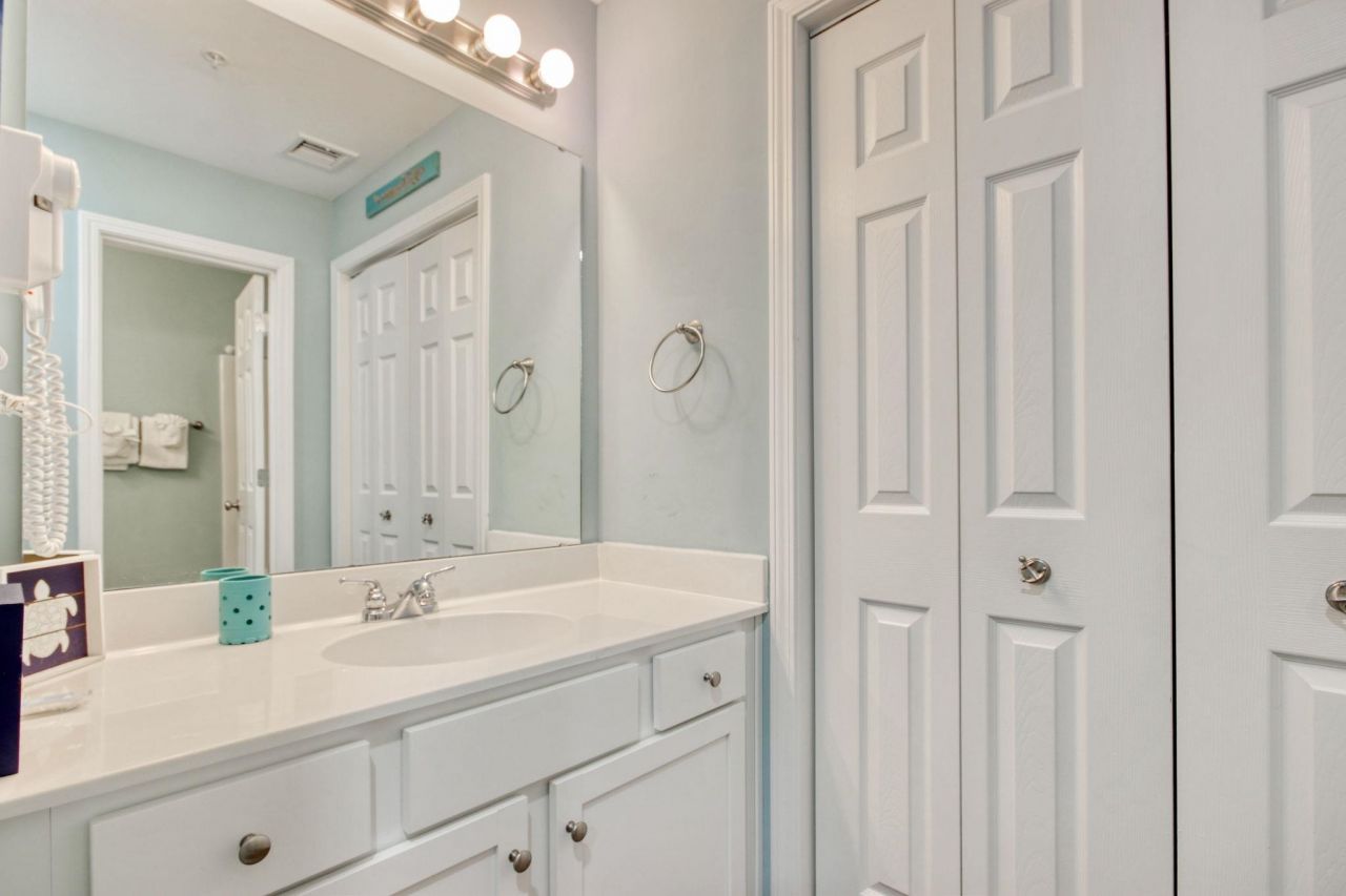 415 Ocean Creek Dr. Photo 9