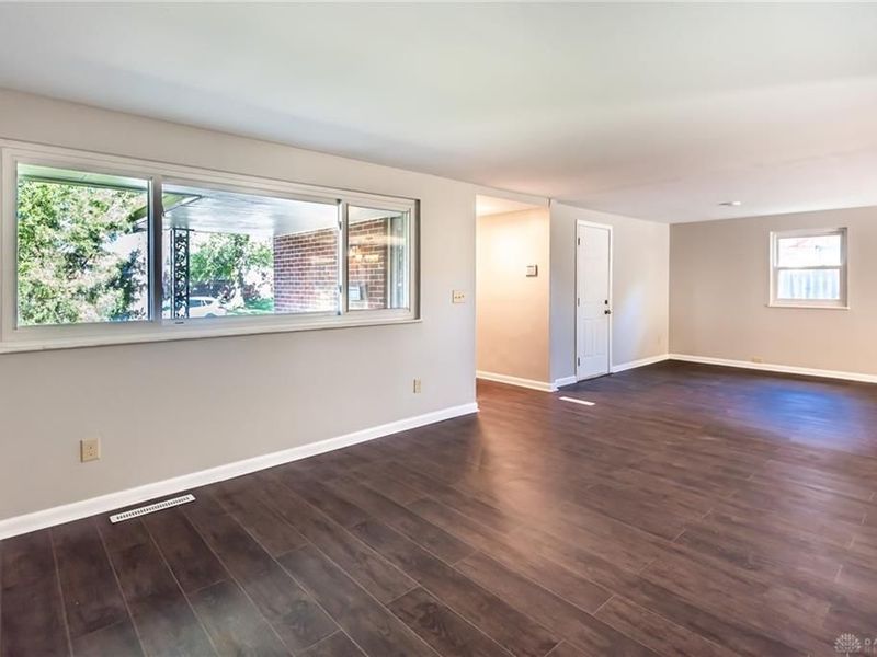 5080 Tilbury Road, Huber Heights, OH 45424 Photo 9