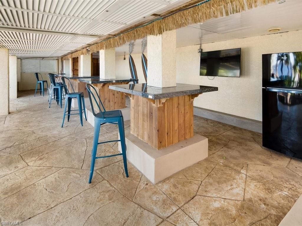 100 Fairview Ave, Fort Myers, FL 33905 Photo