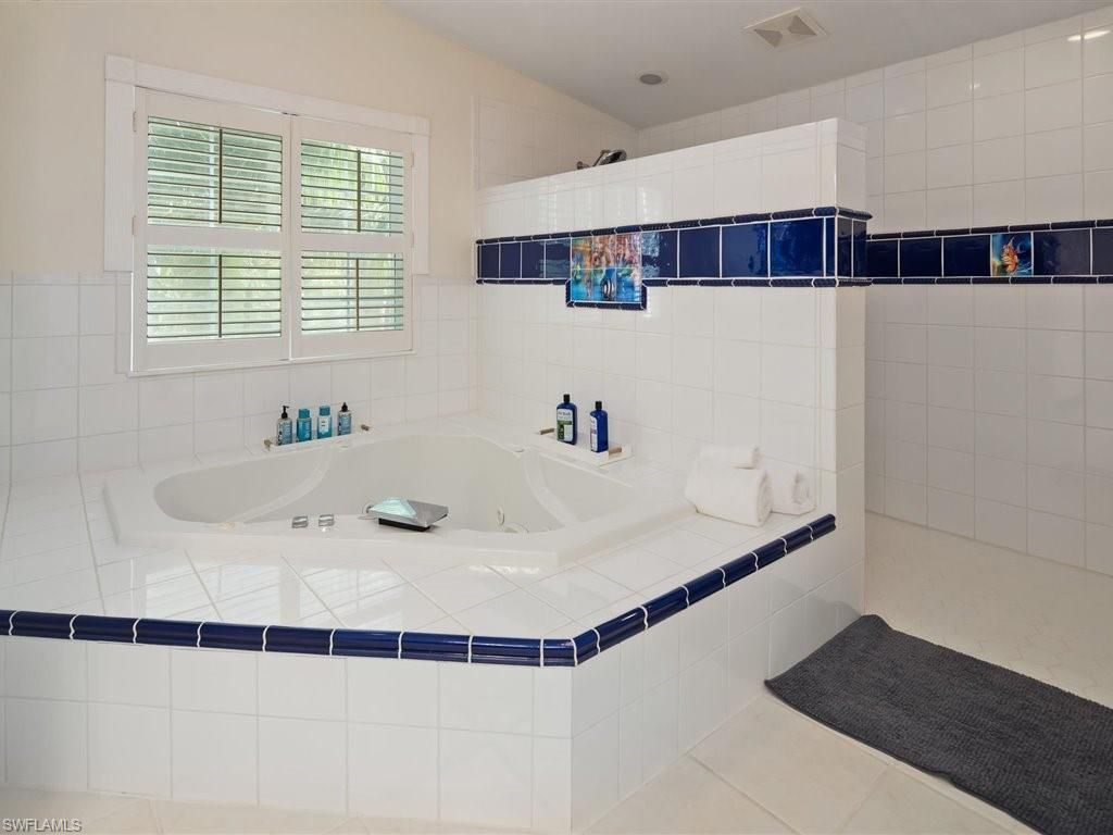 100 Fairview Ave, Fort Myers, FL 33905 Photo