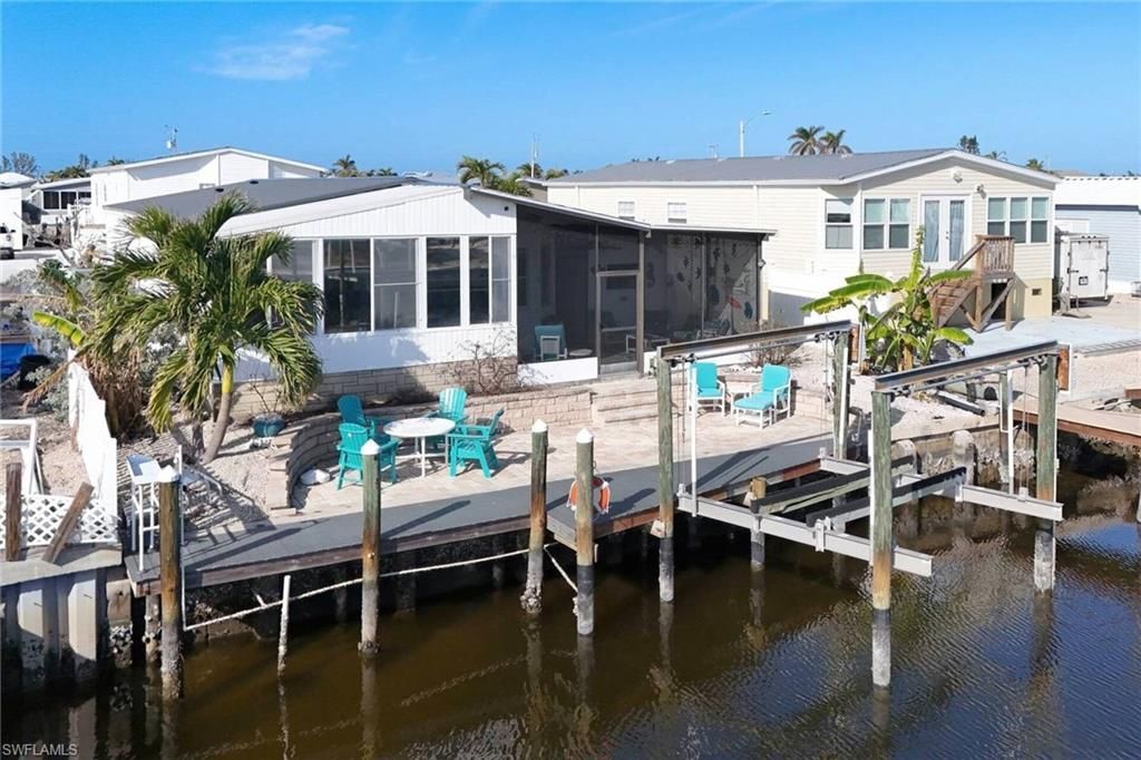 3070 Harpoon Ln , Saint James City, FL 33956 Photo