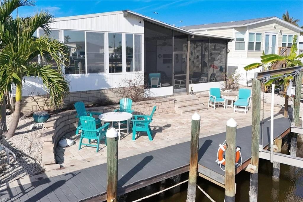 3070 Harpoon Ln , Saint James City, FL 33956 Photo