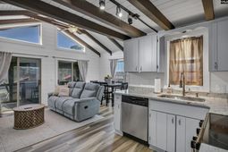 124 Marina Cove Drive  photo 4