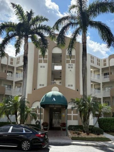 7611 Southampton Ter, Unit 407, Tamarac, FL 33321 Photo
