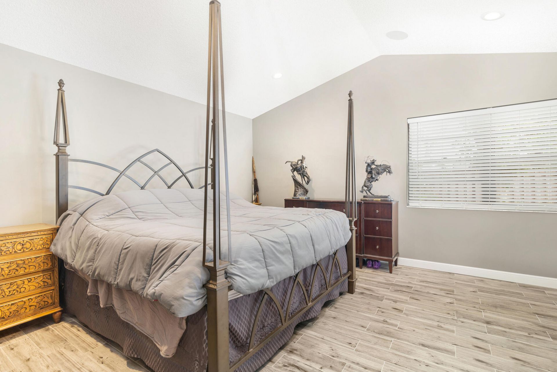 2690 Mikasa Drive, Palm Beach Gardens, FL 33410 Photo