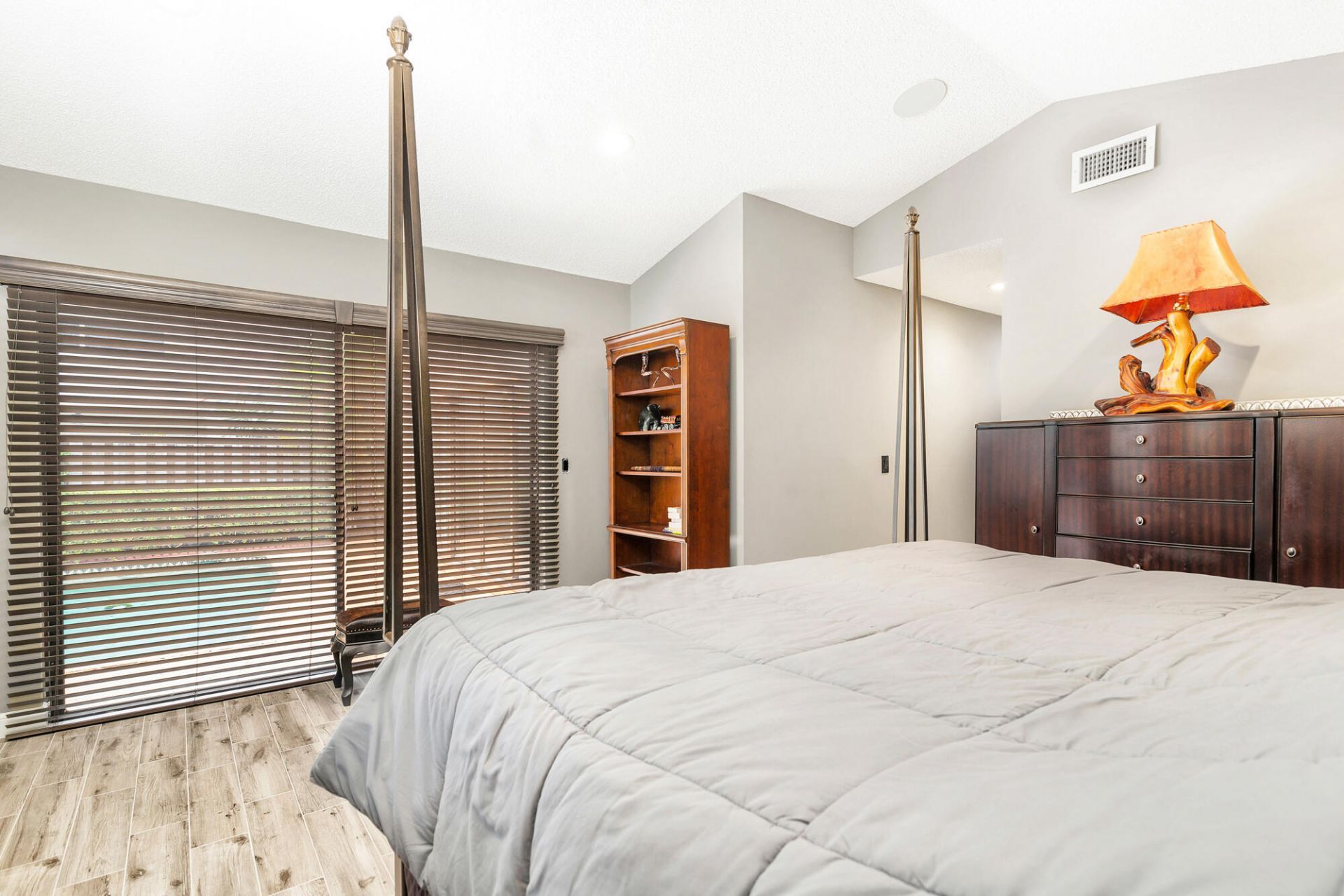 2690 Mikasa Drive, Palm Beach Gardens, FL 33410 Photo