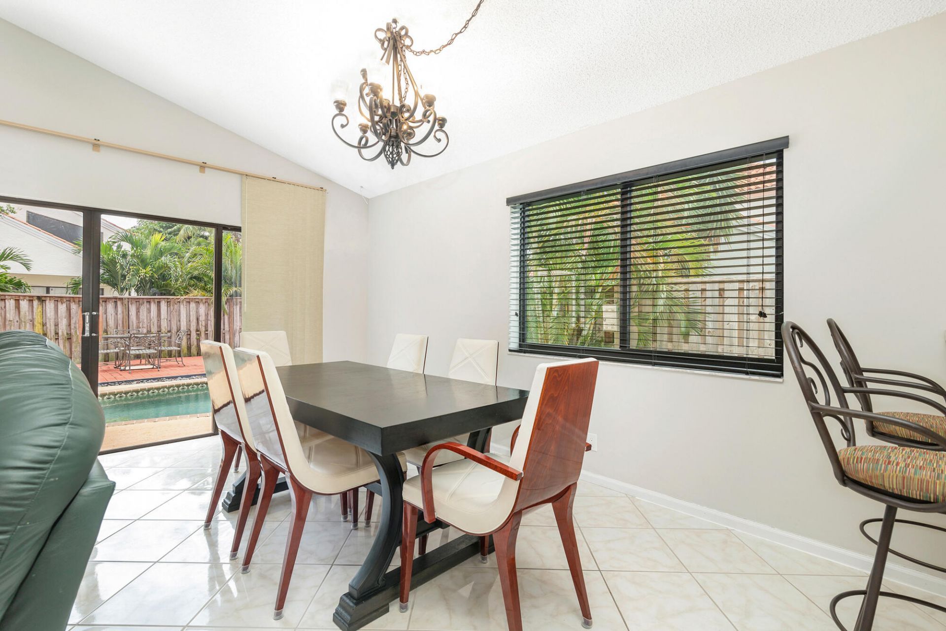 2690 Mikasa Drive, Palm Beach Gardens, FL 33410 Photo