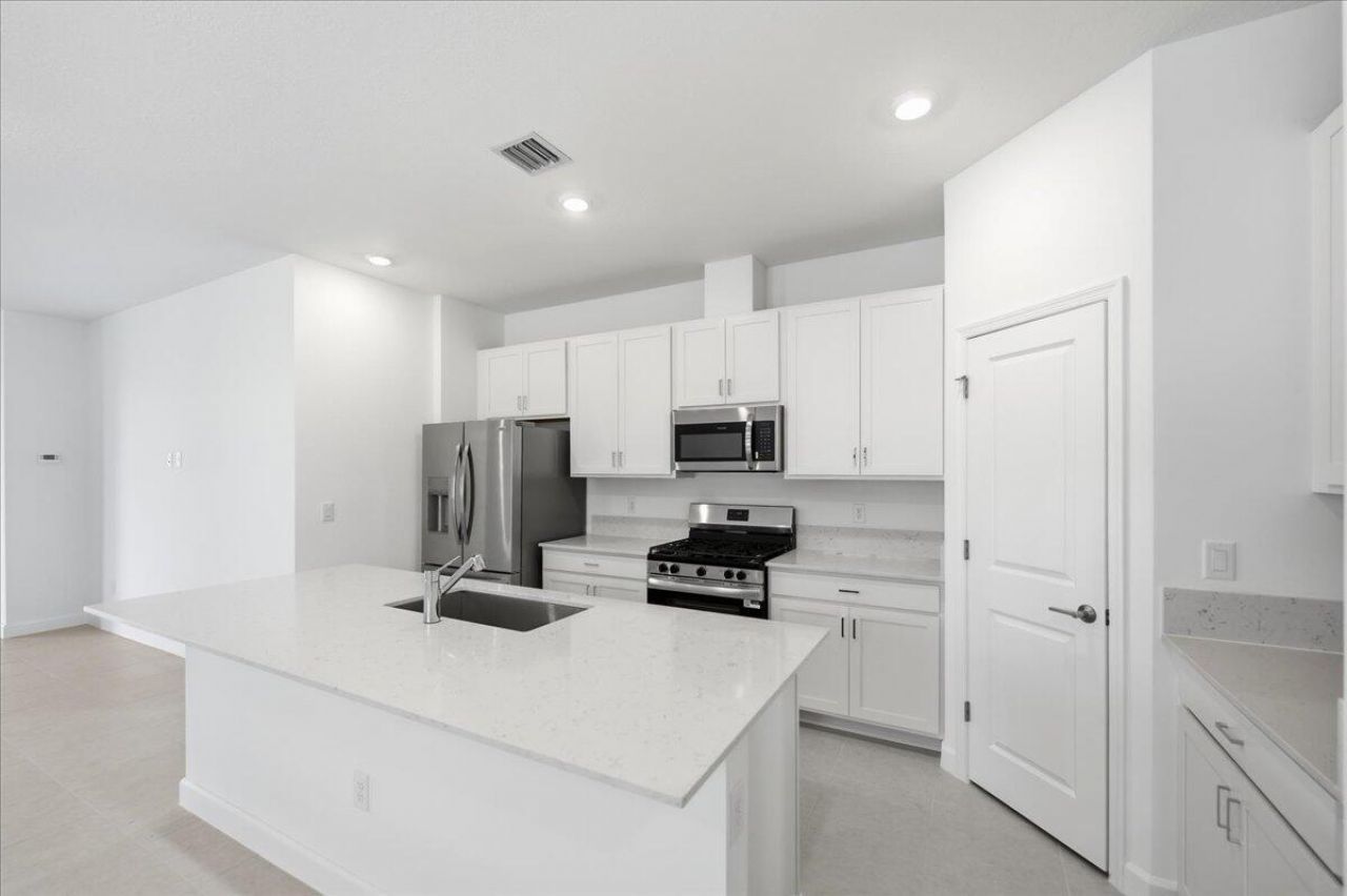 10731 NW Wilgrove Lane, Port Saint Lucie, FL 34987 Photo