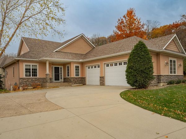 1598 Salem Court SW, Rochester, MN 55902