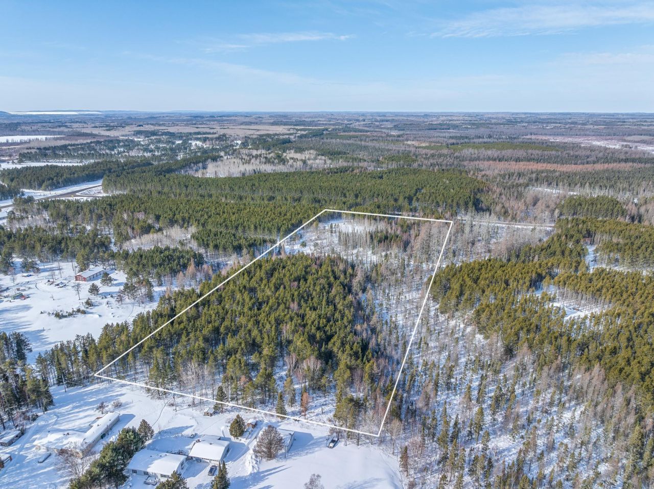 8352 Highway 21 N, Babbitt, MN 55706 Main Photo